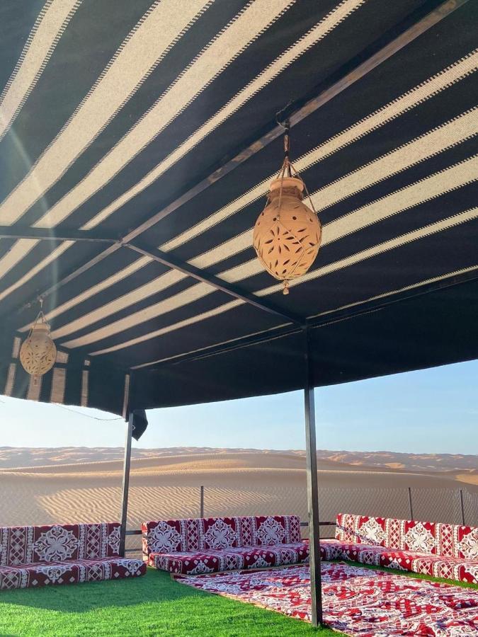 Crescent Desert Private Camp * Shāhiq