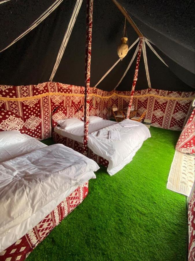 Crescent Desert Private Camp Luxe tent *